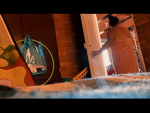 ❤️ Mein Onkel folgt mir in die Dusche, er fickt mich, während ich dusche. ️❌ Quality porn bei uns ❌❤