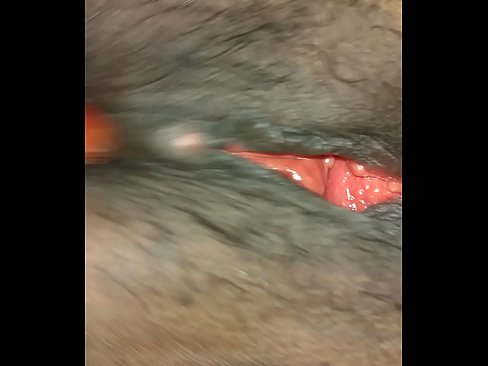 ❤️ Spreizt meine fette Muschi und lässt sie spritzen ️❌ Quality porn bei uns ❌❤